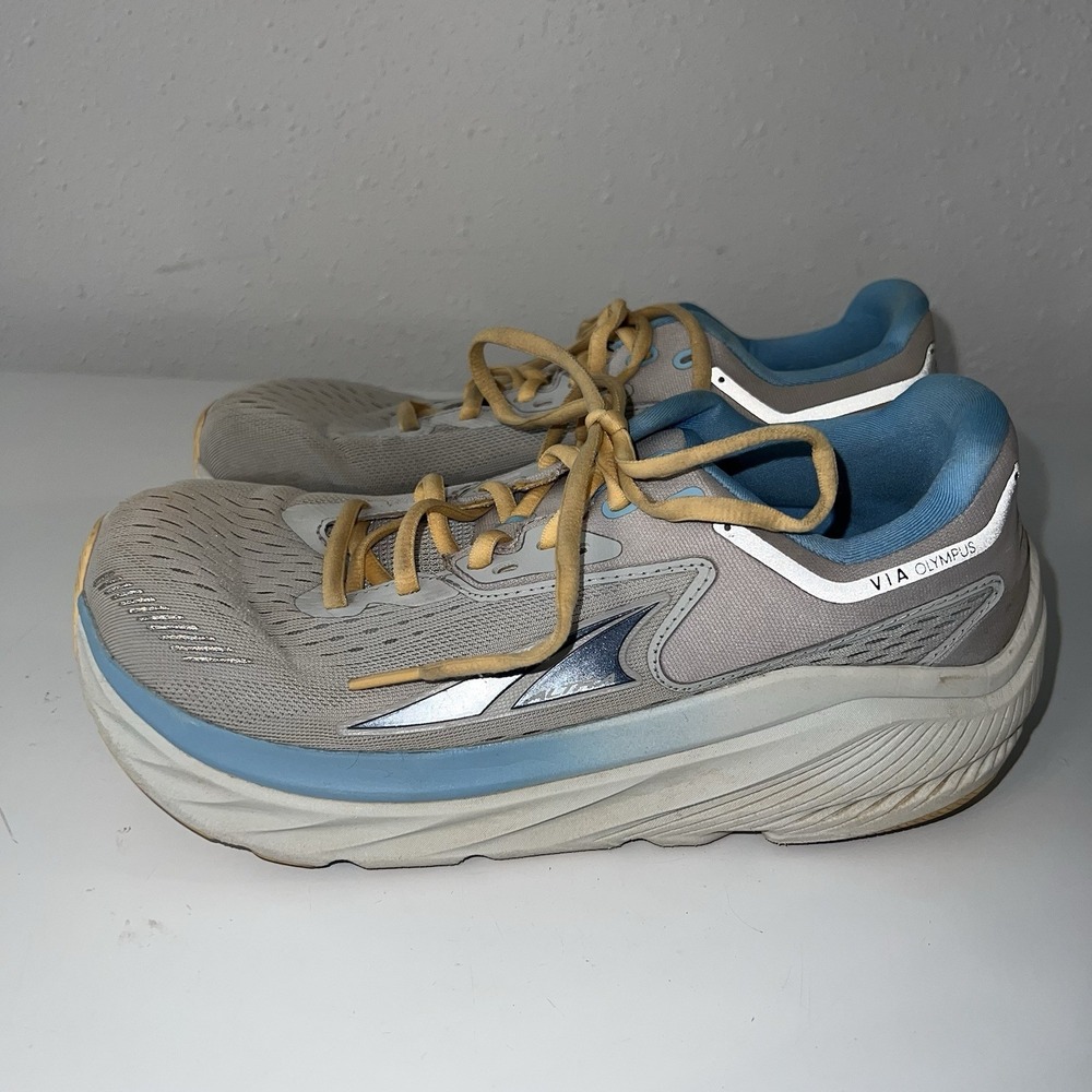 Altra Via Olympus Womens Size 8W US Gray Cushioned Running Shoes AL0A82CR224